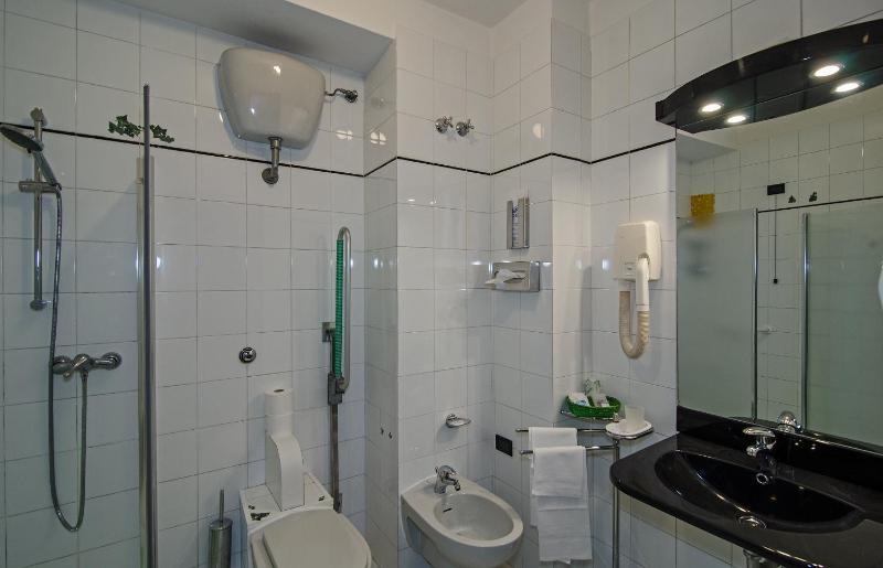 Hotel Rex - image 4