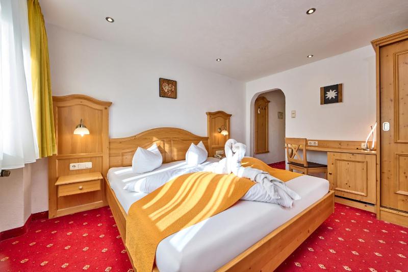 Comfort Double Room image 1