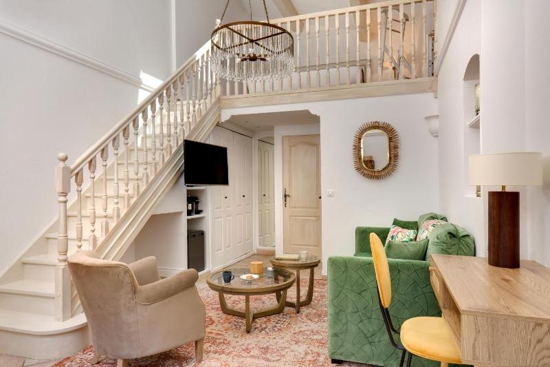 Superior Duplex Room image 1