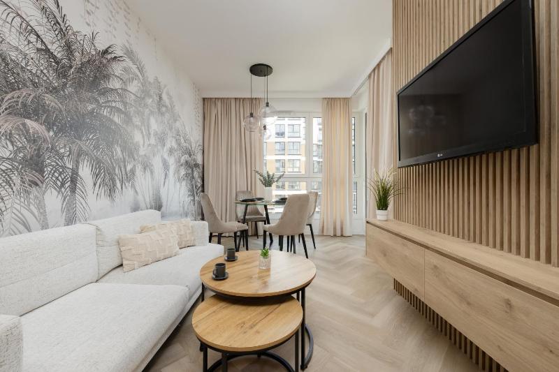 Elegant Mokotów Studio with Balcony and Parking by Noclegi Renters - image 1