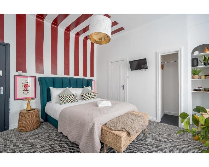 Superior Double Room image 1