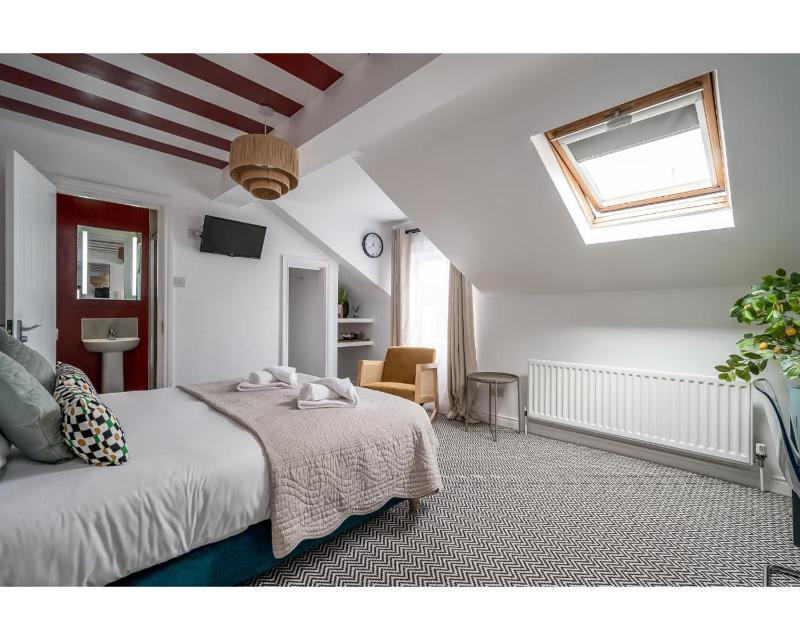 Superior Double Room image 2