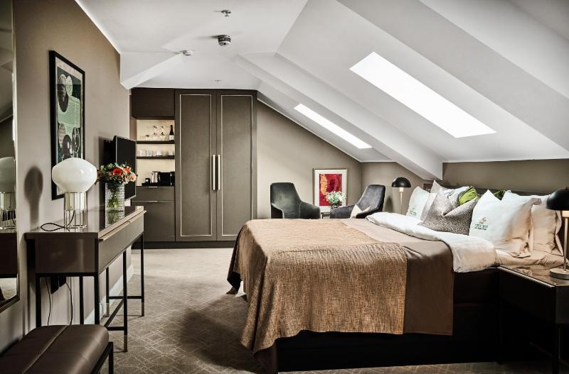 Deluxe Junior Suite image 3