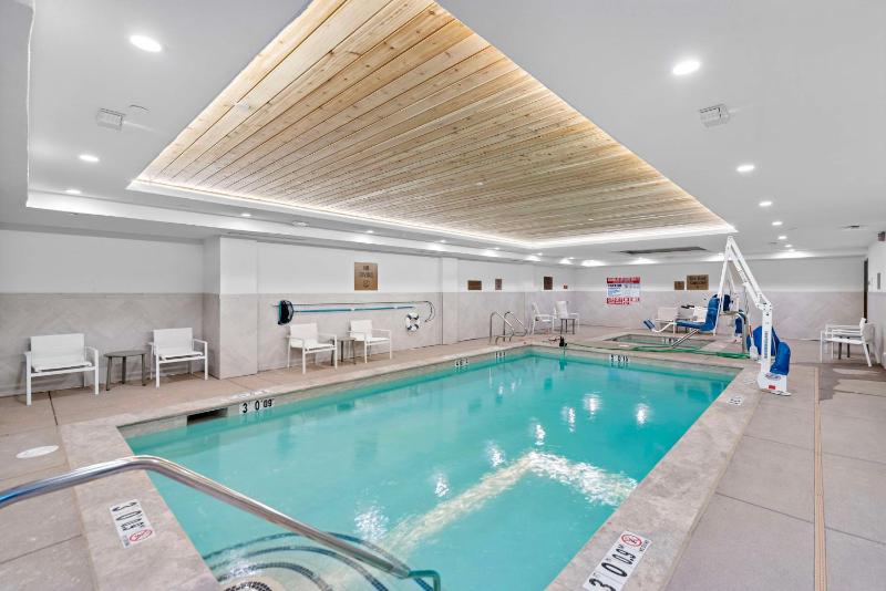 Hampton Inn by Hilton Big Bear Lake - image 11