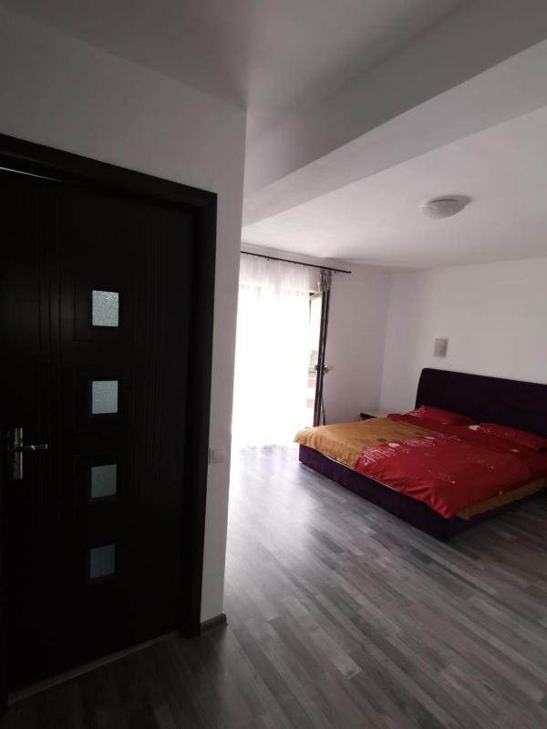 Double Room with Balcony image 1