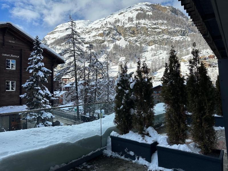 Double Room with Mountain View image 3