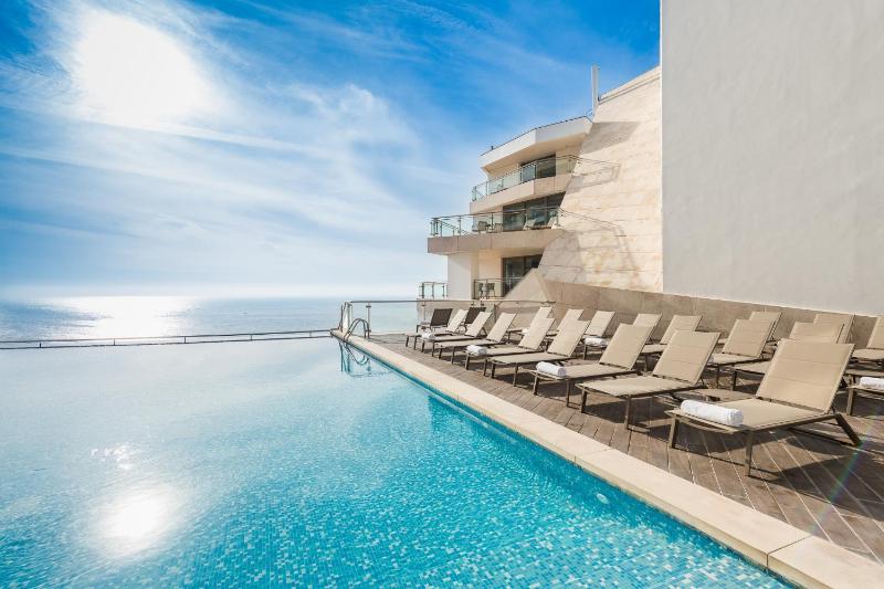 Sesimbra Oceanfront Hotel - Preferred Hotels and Resorts - image 1