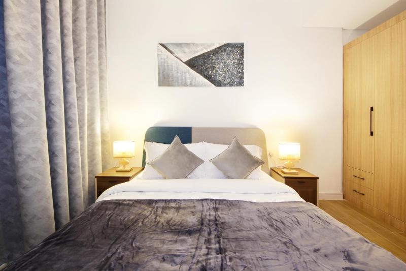 Silk Valley - Cozy 1BR near Yas Island AUH Airport - image 8