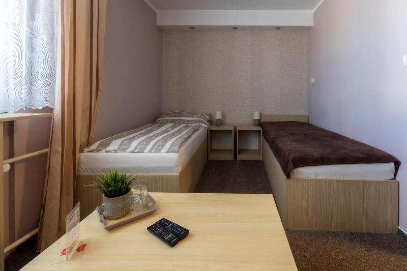 Double or Twin Room image 2