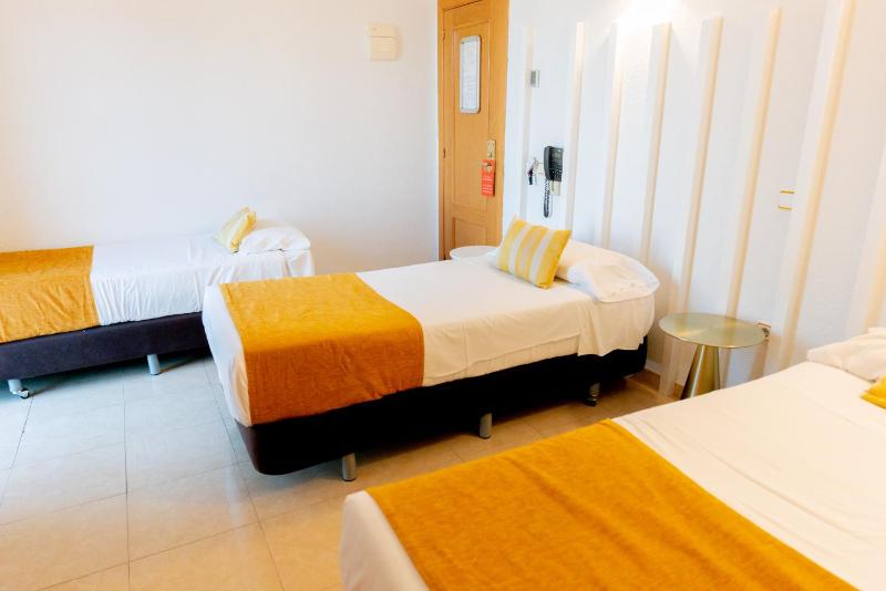 Hostal Josefina-Gran Vía - image 11