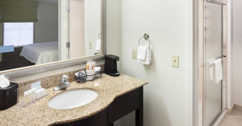 King Studio with Shower image 1