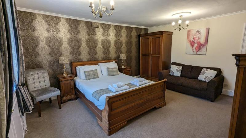 Main Lodge - Superior Double with Garden View  image 3