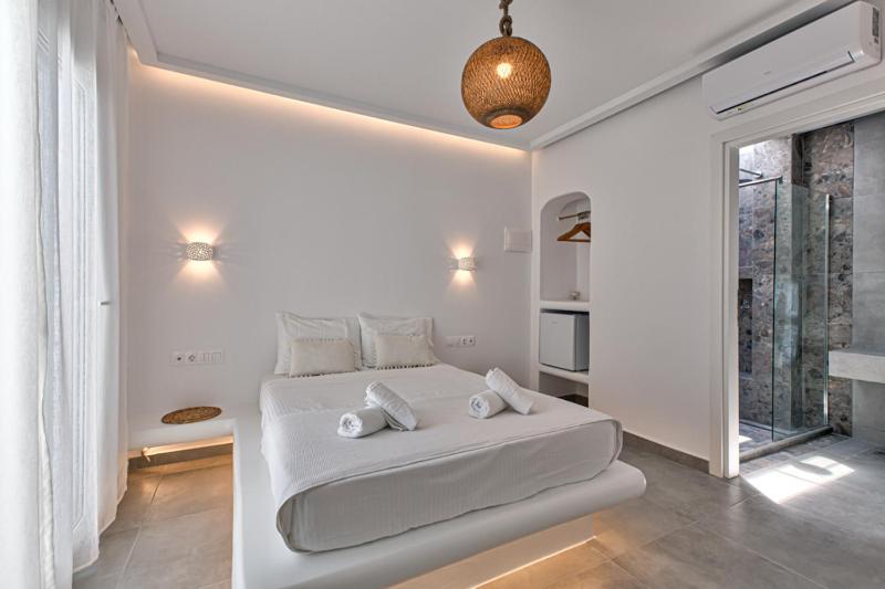 Paros Blue Dolphin FULLY RENOVATED by RIVEA GROUP - image 4