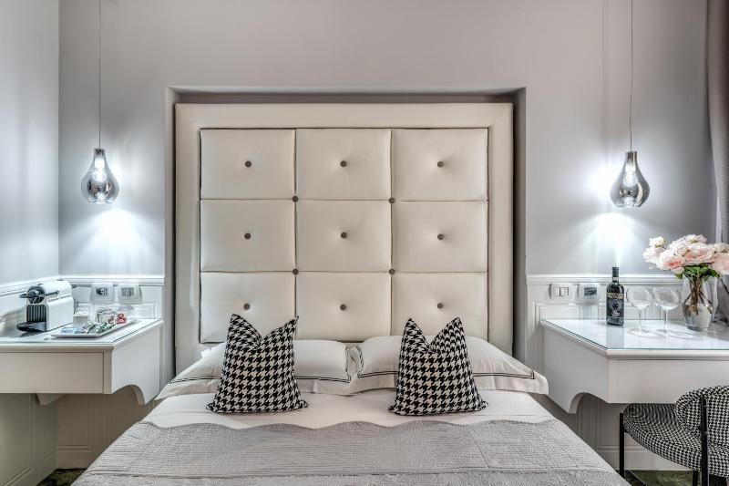 Superior Double Room image 2