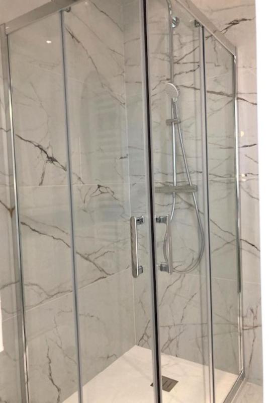 Double or Twin Room with Sea View image 4