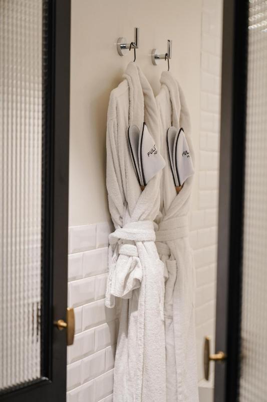 Superior Double or Twin Room image 3