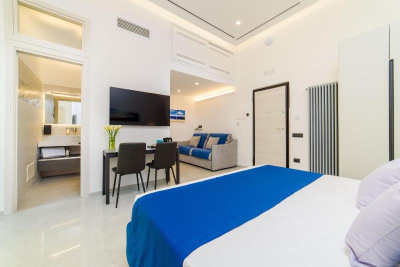 Cloister Suites Amalfi - image 11