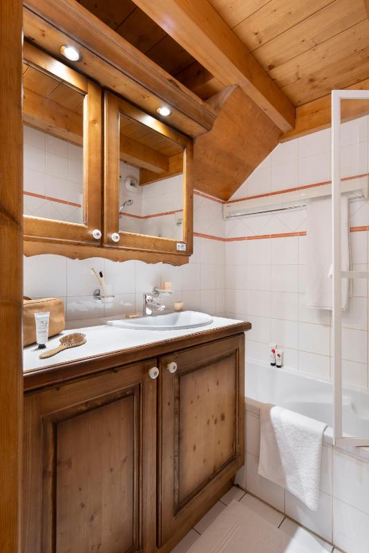 Three-Bedroom Apartment with Mezzanine (8 People) image 2