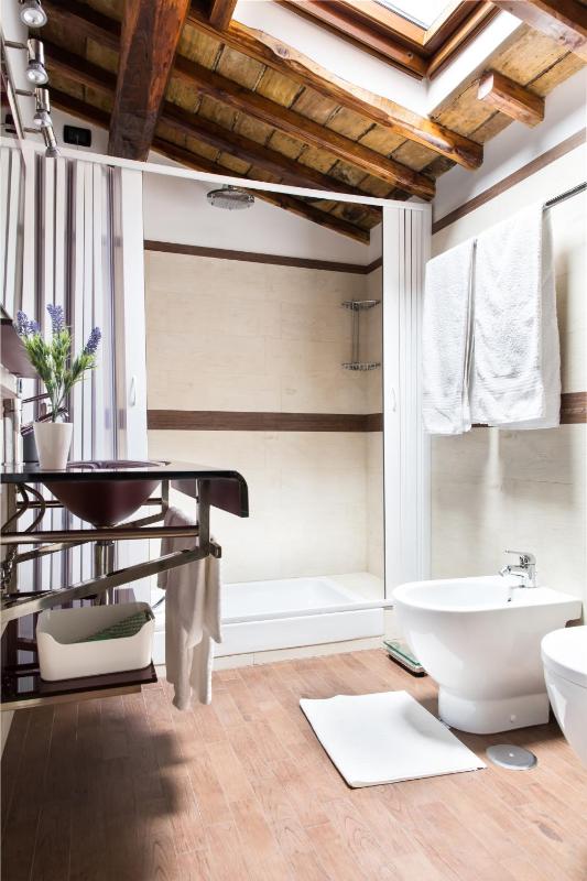 Two bedroom apartment- Split Level City View image 3