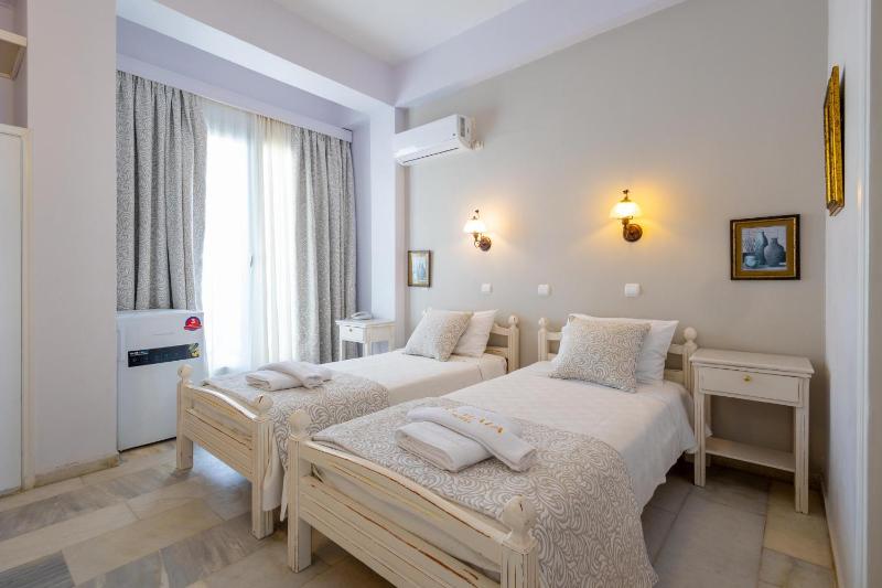 Economy Double or Twin Room image 1