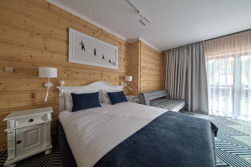 Double Room with Terrace image 2