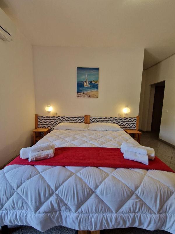 Standard Double Room image 1