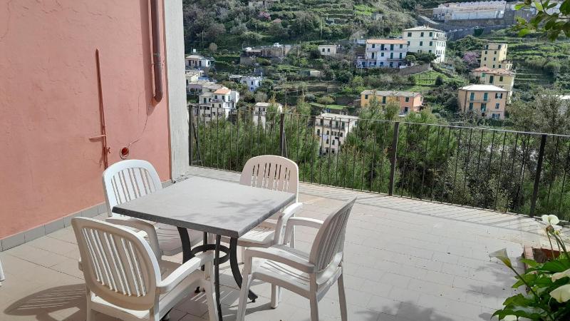 Two-Bedroom Apartment - Separate Building image 3