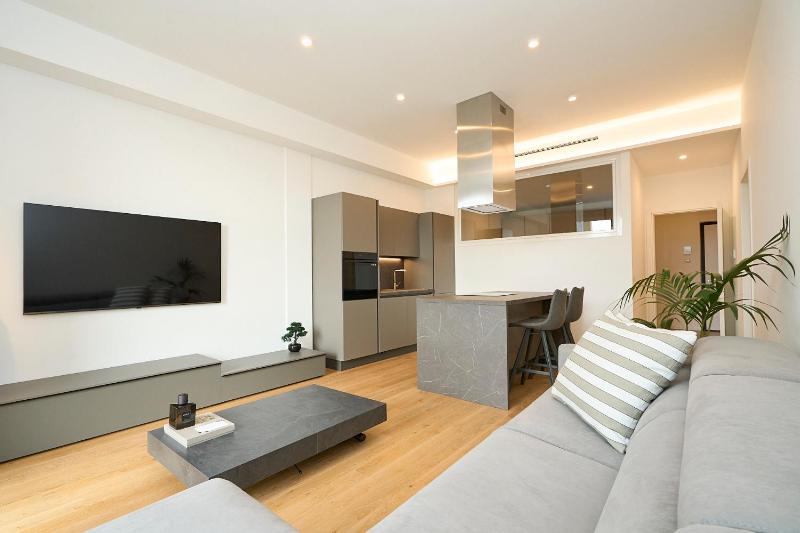 Luxury Design House - 20 minutes from DUOMO-NAVIGLI Images