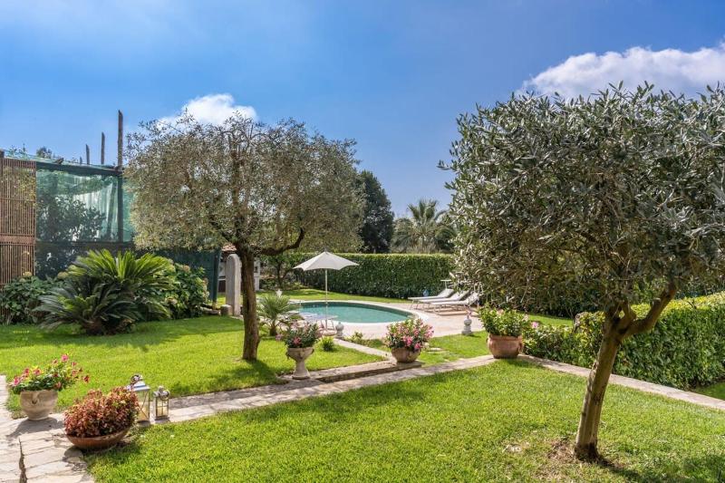 Villa Mimosa Rustic Elegance Views & Pool - image 49