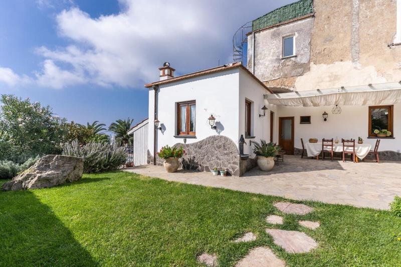 Villa Mimosa Rustic Elegance Views & Pool - image 44