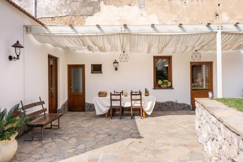 Villa Mimosa Rustic Elegance Views & Pool - image 39
