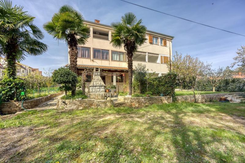Pleasure Apartment - image 17
