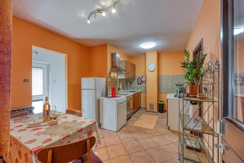 Pleasure Apartment - image 10