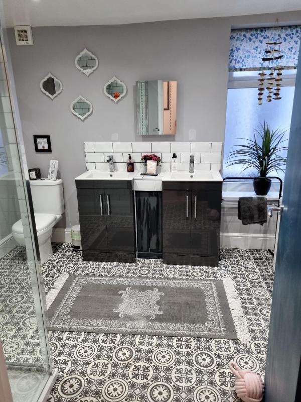 Tiffy's Place - image 10