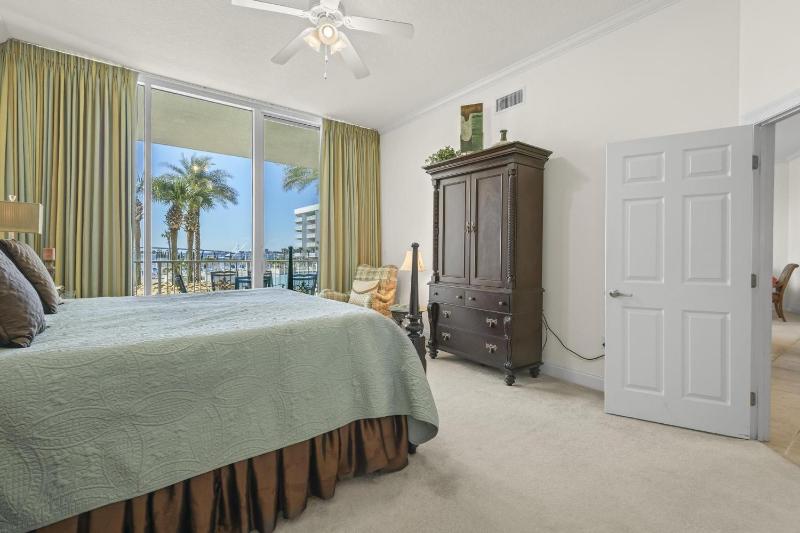 The Moorings 103 - image 31