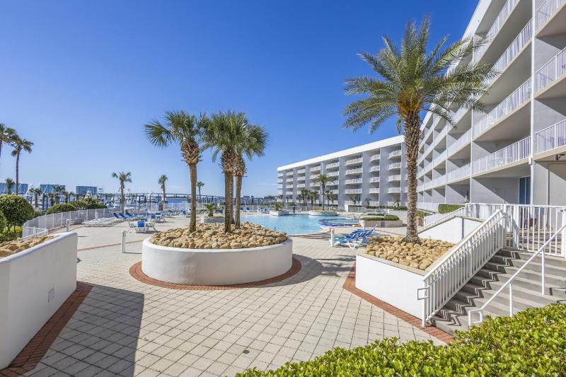 The Moorings 103 - image 39