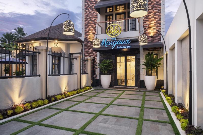 The Margaux Hotel Yogyakarta - image 2