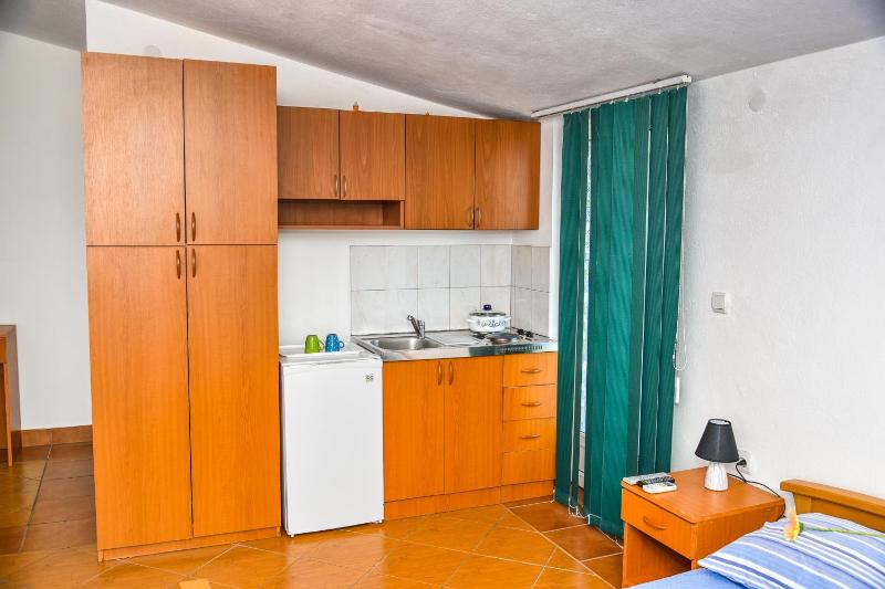 Triple Studio with Sea View image 3