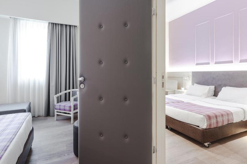 Connected Rooms image 4