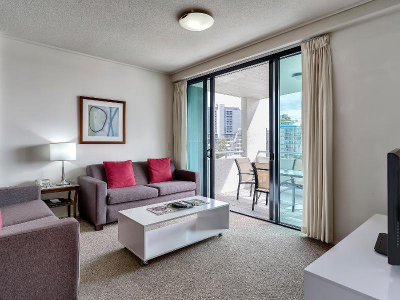 SKD Suites - image 8
