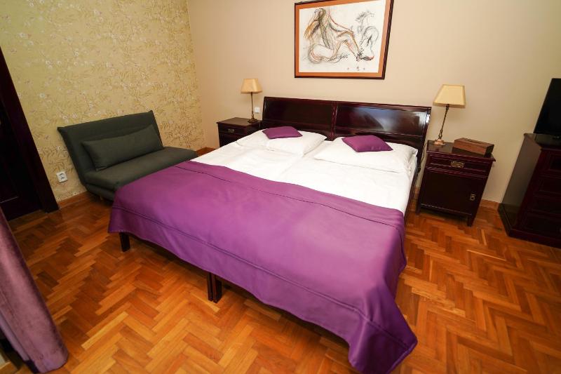 Superior Double or Twin Room image 2