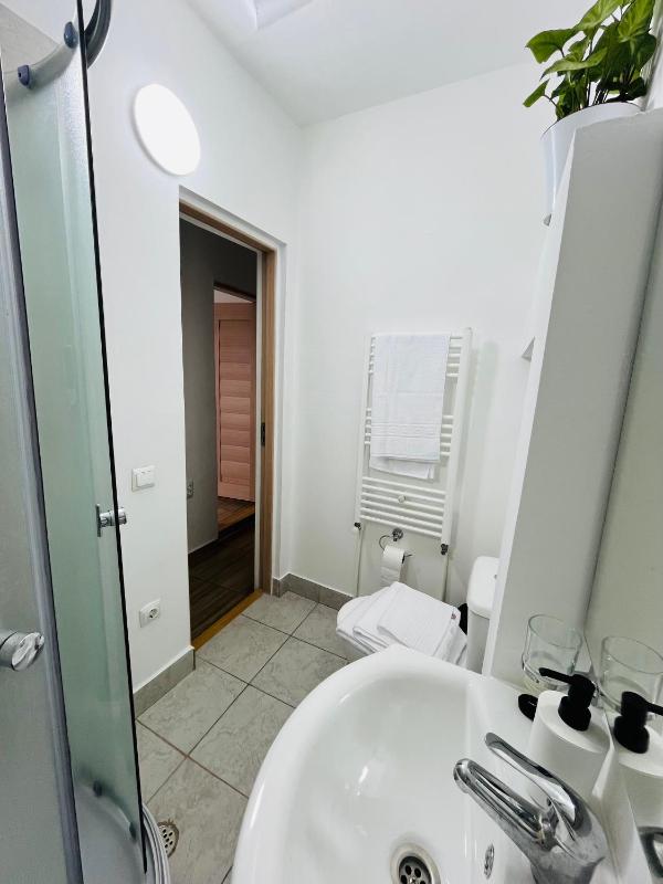 Random House - image 5