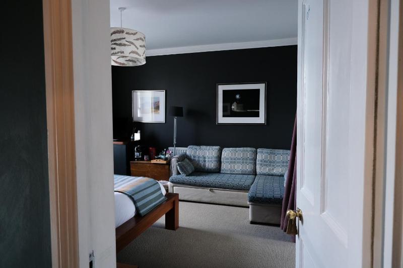 Room One image 3