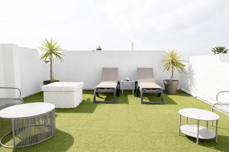 Double Room with Terrace image 1