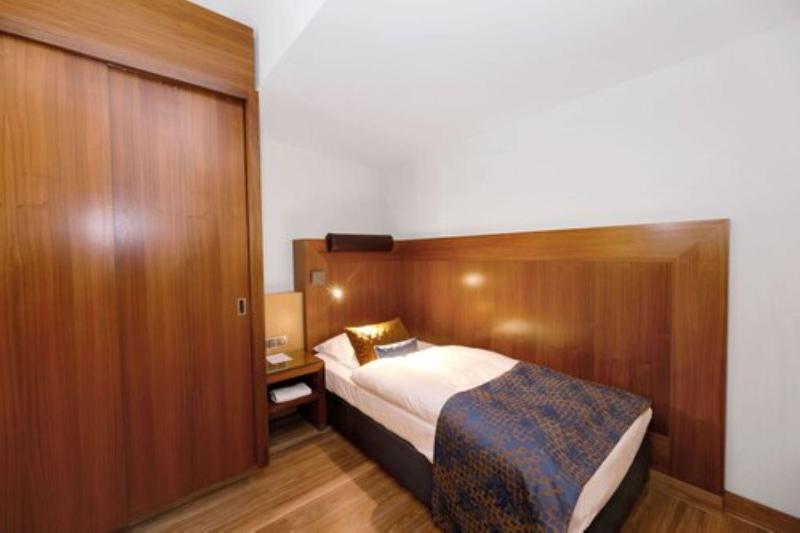 Park Suite image 3