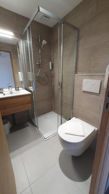 Double Room image 2