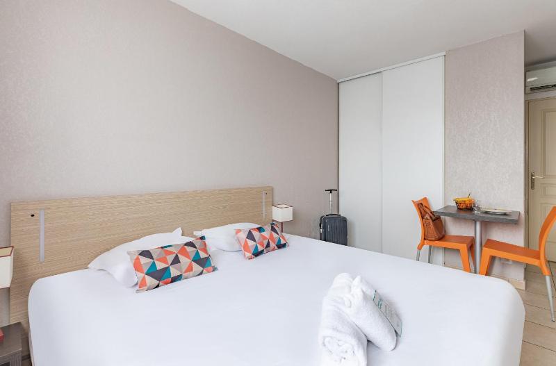 Double Studio image 3