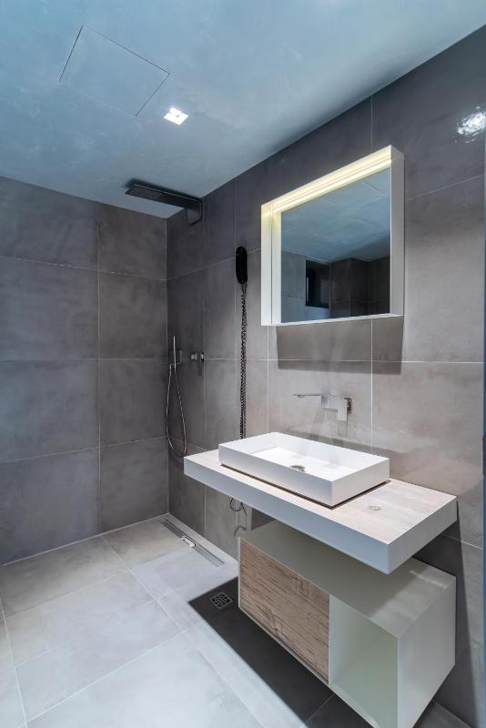 Double Room with Sea View image 2