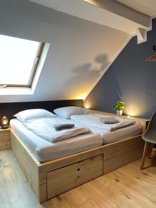 Double Room with Private Bathroom image 3