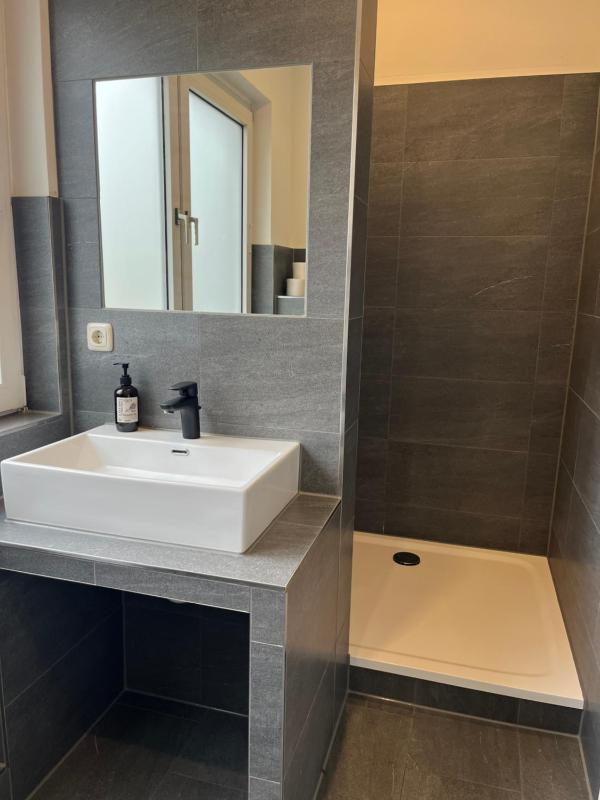 Double Room with Private Bathroom image 1